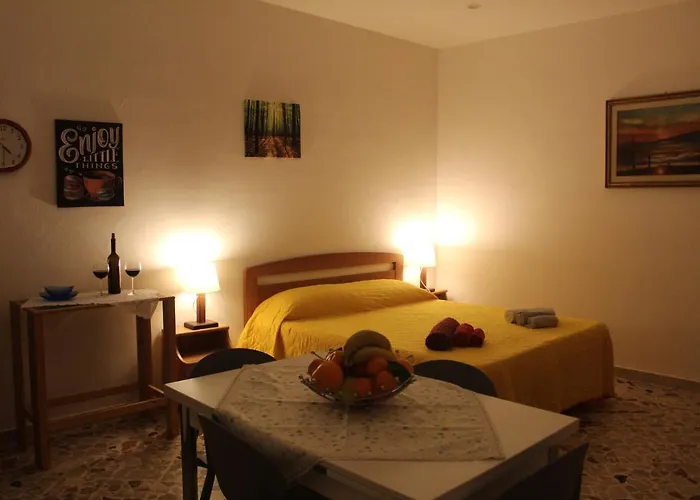 Via Marconi Apartman