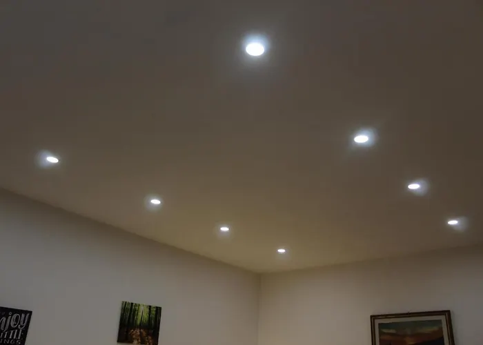 Via Marconi Apartman *